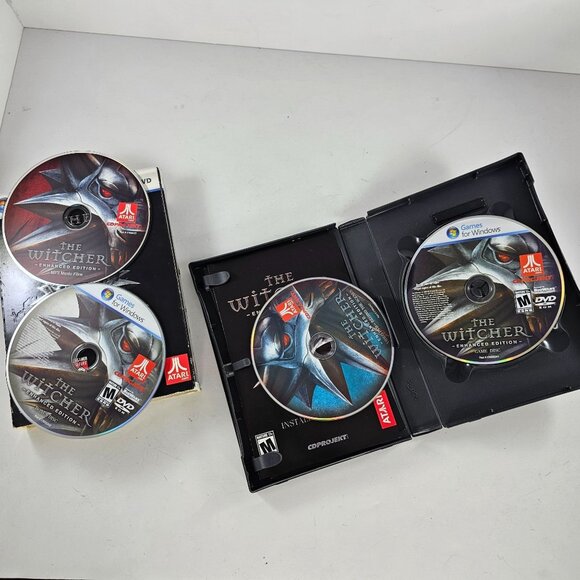 Witcher Enhanced Edition PC Fantasy RPG w/ Slip Cover Complete 4 Discs 2008 - Picture 8 of 11